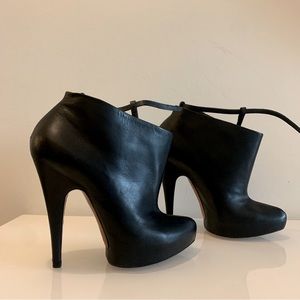 GIVENCHY Stiletto Boots